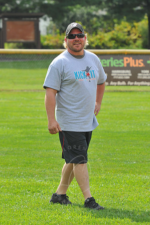 WIL_9-28-12_LLC_KICKIT-88