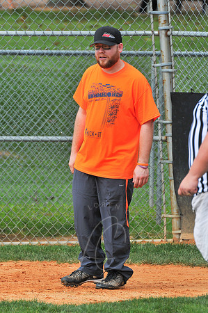 WIL_9-28-12_LLC_KICKIT-97