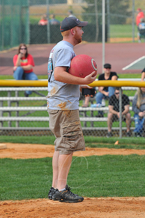 WIL_9-28-12_LLC_KICKIT-106