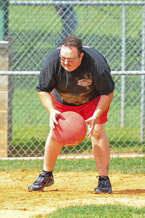 WIL_9-28-12_LLC_KICKIT-110