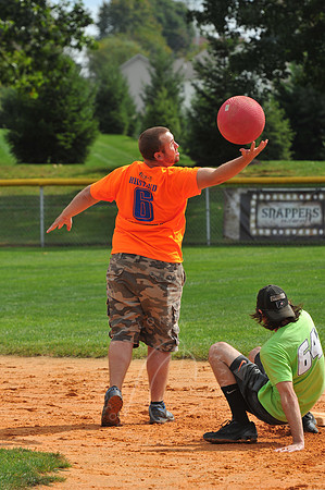 WIL_9-28-12_LLC_KICKIT-127