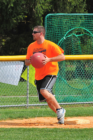 WIL_9-28-12_LLC_KICKIT-130