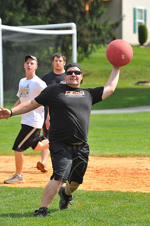 WIL_9-28-12_LLC_KICKIT-142