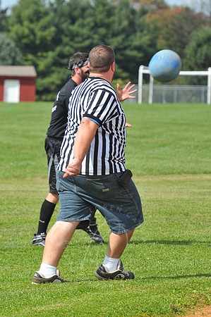 WIL_9-28-12_LLC_KICKIT-158
