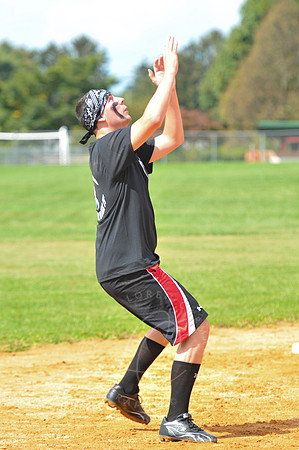WIL_9-28-12_LLC_KICKIT-171