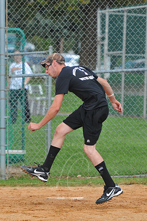 WIL_9-28-12_LLC_KICKIT-209