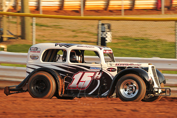 LIN_4-27-13_LLC_LEG-8