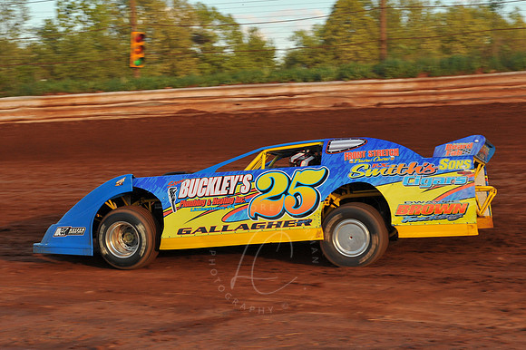 SUS_5-12-13_LLC_LM-32