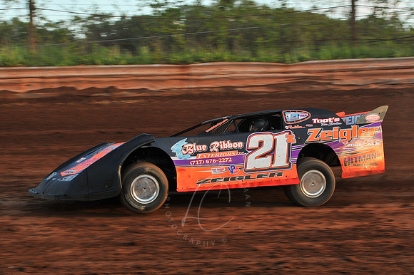 SUS_5-12-13_LLC_LM-33