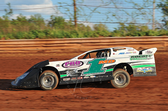 SUS_5-12-13_LLC_LM-8