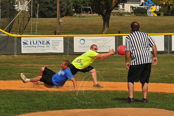 WIL_10-4-13_LLC_KICK-IT-17
