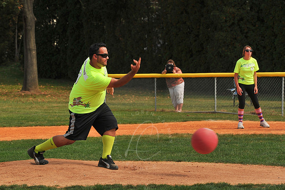 WIL_10-4-13_LLC_KICK-IT-2