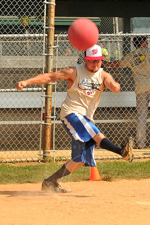 WIL_10-4-13_LLC_KICK-IT-6