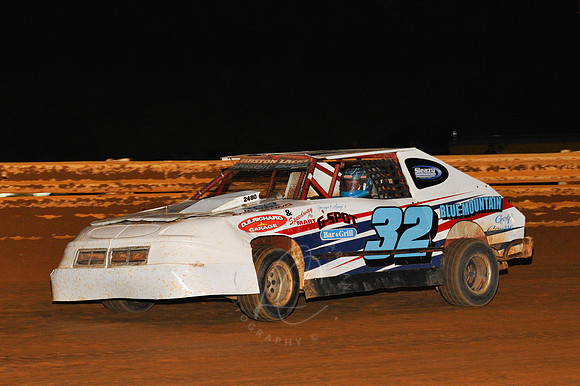 LIN_5-31-14_LLC_4CYL-23