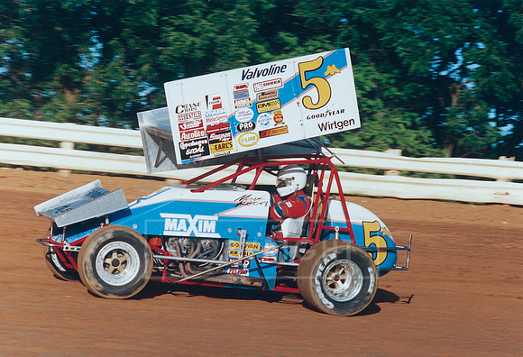 #5M Mark Kinser