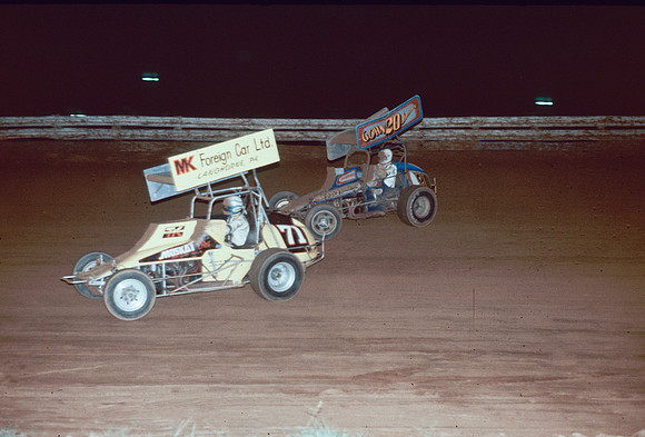 #71 Jim Edwards and #20 Bobby Weaver at Lincoln-6
