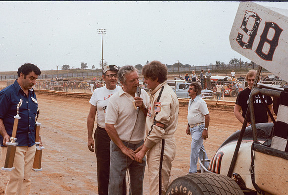 #98 Allen Klinger Winner at Williams Grove-5 (2)