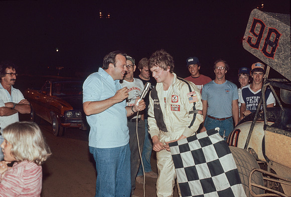 #98 Allen Klinger Winner at Williams Grove-4 (2)