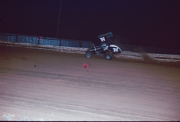 #74 Gary Suchy Rides the Fence at Williams Grove-4