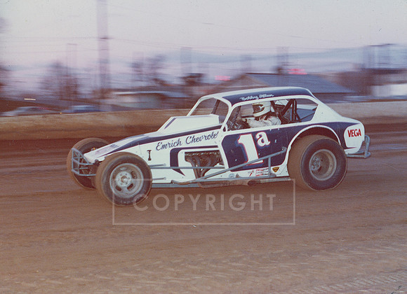 #1a Bobby Allen Modified