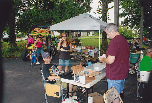 YCRC Club Picnic YCRC Clubhouse 8-7-11 (22)
