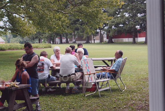 YCRC Club Picnic YCRC Clubhouse 2010 (3)