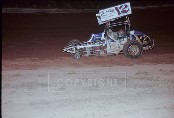 #12 Steve Siegel Loses Wheel-3
