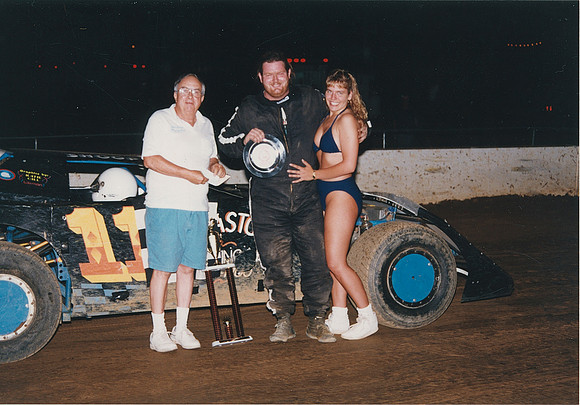 #( ) Russ Shoop YCRC Clun Night LM Winner with Paul Miller and trophy queen at Silver Spring