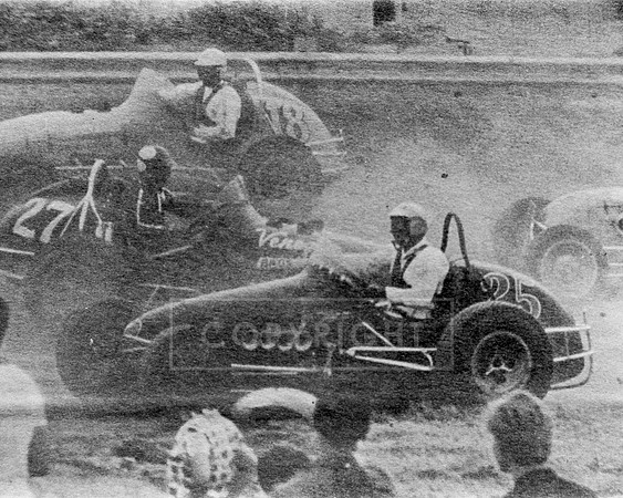 #18 Farmer, #27 Maguire and #25 Al Miller USAC at Williams Grove