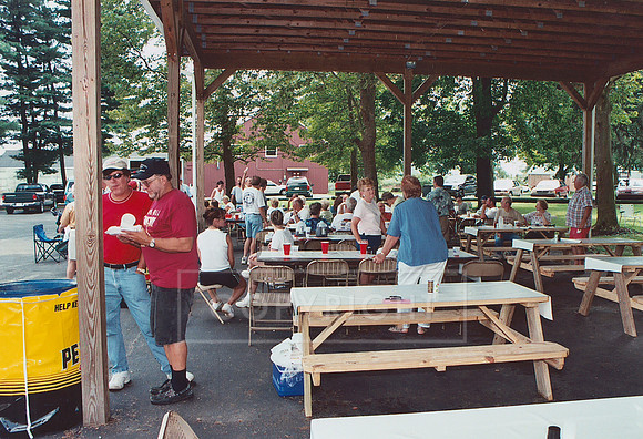 YCRC Picnic YCRC Clubhouse 2004 (13)
