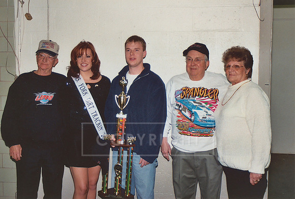 Ms York Dirt Trackin 2004 Lynne Bruyn with Paul Miller, Brian Leppo and Brian's Grandparents