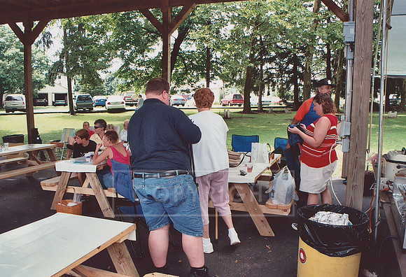 YCRC Picnic YCRC Clubhouse 2004 (20)