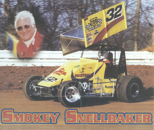 #32 Smokey Snellbaker Hero Card front