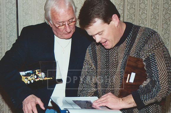 Unknown and Mark Kinser YCRC Hall of Fame Banquet 2004