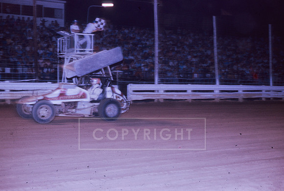 #56 Smokey Snellbaker Take the Checkers at Williams Grove-4