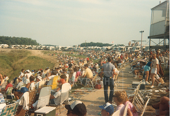 Crowd Eldora