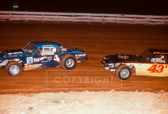 #4 Unknown and #43A Unknown Late Models at Lincoln-1