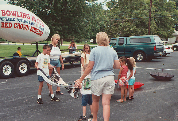 YCRC Picnic YCRC Clubhouse 2004 (25)