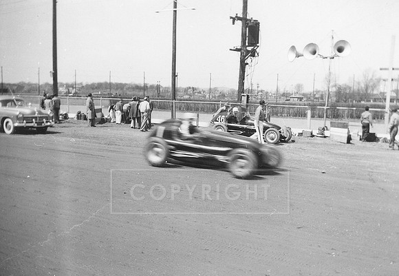 #1 Jackie Holmes and #46 Tut Moore Reading Fairgrounds