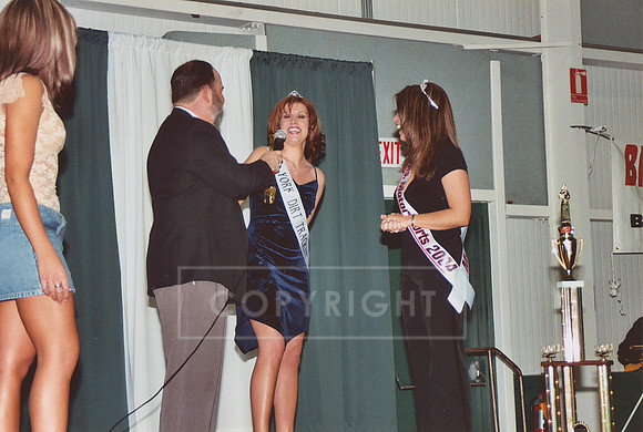 Ms York Dirt Trackin Pageant - Kirk Wise Interviews the Winner Lynne Bruyn