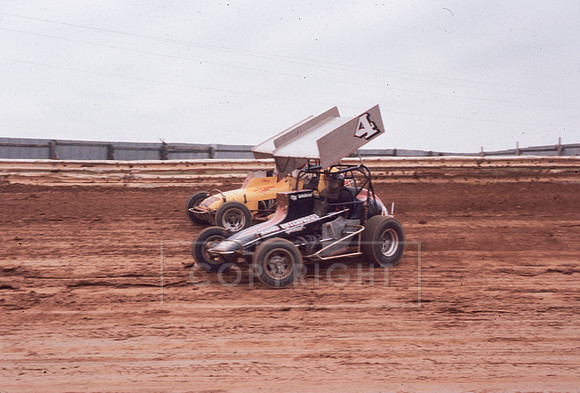 #4 Wickard and #36 Chuck Reinert at Williams Grove-5